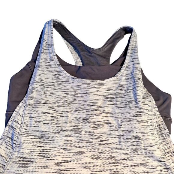 Lululemon gray marled tank with built in gray bra 6 - Picture 4 of 9